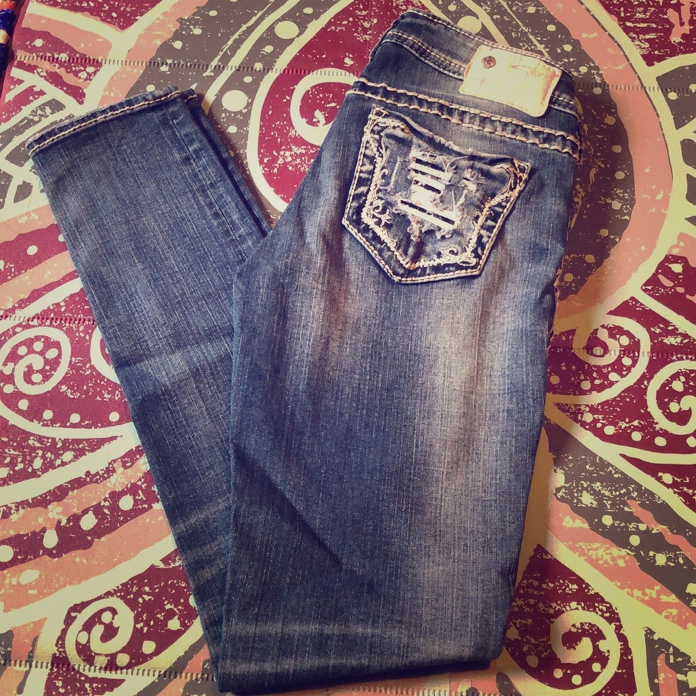 Skinny jeans